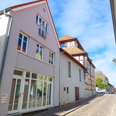 Business-Apartments Im Schuster-Acht Вольгаст Экстерьер фото